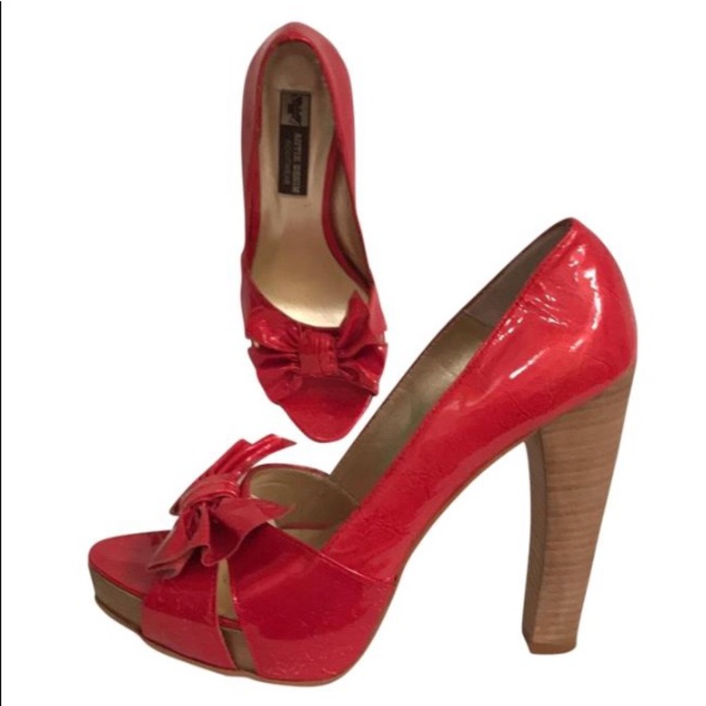 Antik Denim size 7 red patent leather runs large 8